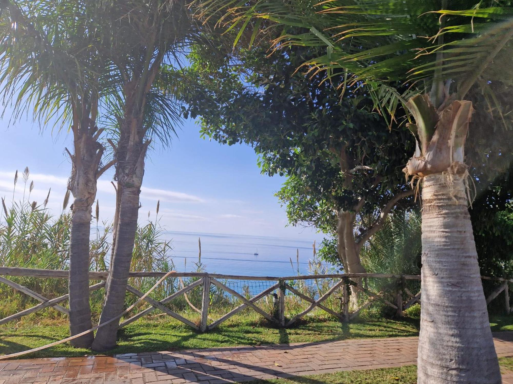 קאפו ואטיצ'אנו Hotel Villaggio Cala Di Volpe מראה חיצוני תמונה
