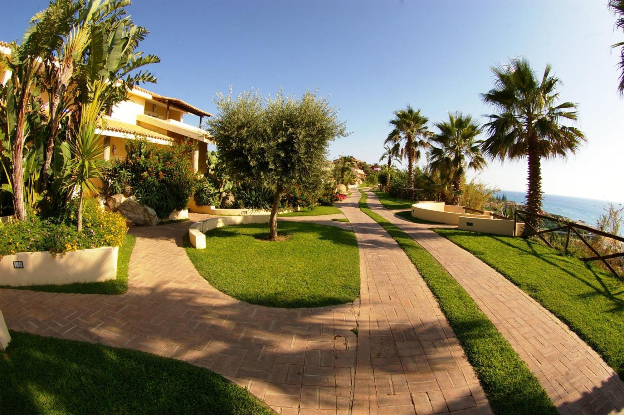 קאפו ואטיצ'אנו Hotel Villaggio Cala Di Volpe מראה חיצוני תמונה